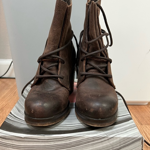 Jeffery Campbell brown boots EUC size 6.5 - Picture 4 of 4
